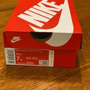 Toddler Nike Sunray Sandals. 7C